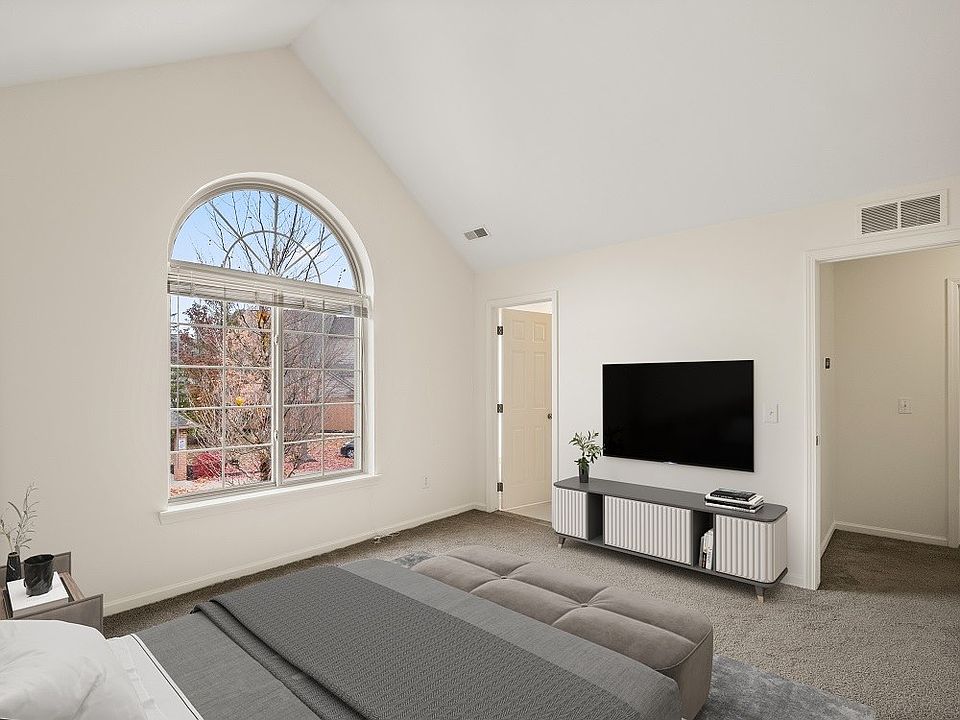 47305 Central Park Blvd # 47075, photo 20