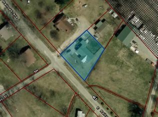 618 E Railroad Ave, Monterey, TN 38574