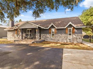 28424 Deedra Dr, Zephyrhills, FL 33544