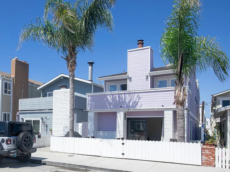 209 29th St — Photo 3