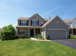 5 Sonoma Ct, Lake In The Hills, IL