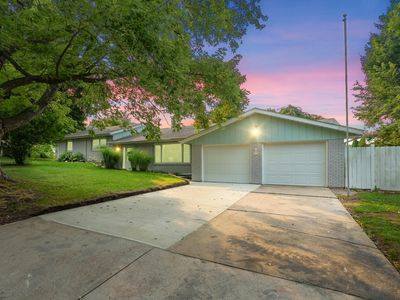 236 E Saint Joseph St, Coloma, MI, 49038