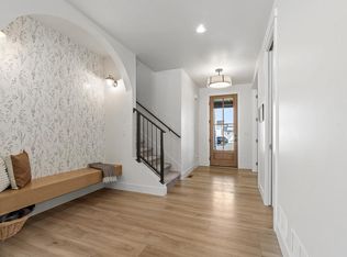 6722 W Portrush Dr, Rathdrum, ID 83858