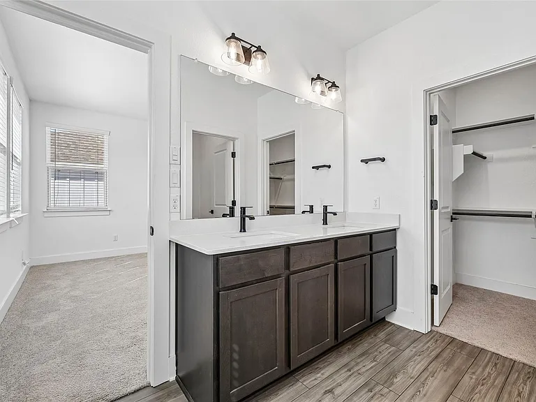 155 Sycamore Pines Ln — Photo 24