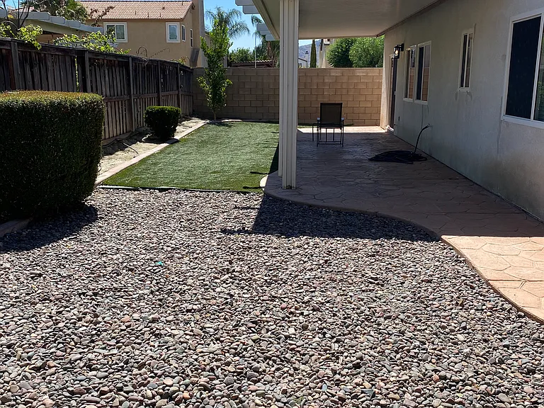 2192 Farm Meadows Dr — Photo 3