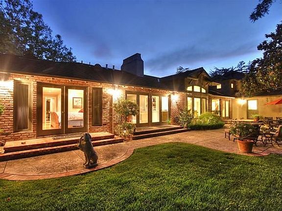 2nd image of 1010 Glen Brook Ave