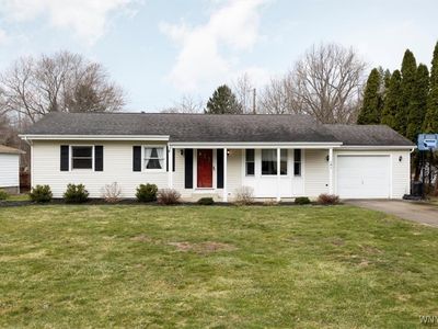 181 Maple Dr, Orchard Park, NY, 14127