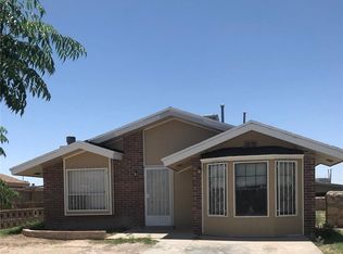 8420 Waterfall Dr, El Paso, TX 79907