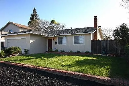 423 Virginia Dr photo 1