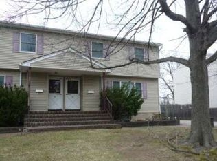 29-31 W Albany St, Huntington Station, NY 11746