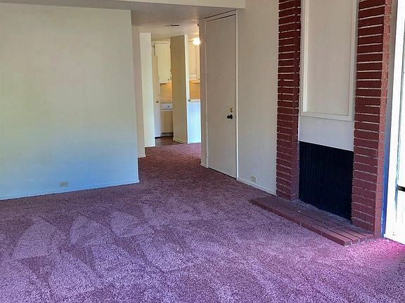 5th image of 2212 Woodside Ln Unit 6