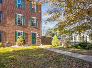 922 Gray St, New Castle, DE 19720