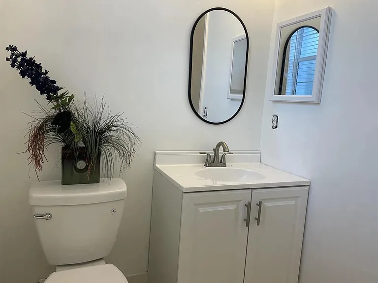 4229 E Main St — Photo 5