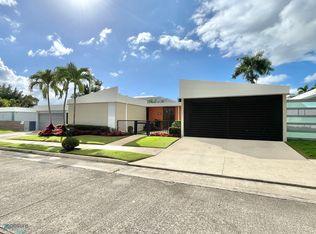 Begonia Ciudad Jardin Ii 136, Toa Alta, PR 00953