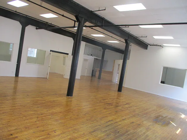 1401 Central Pkwy #100 — Photo 5