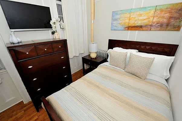 Rented by Eisenberg Exclusives | media 51