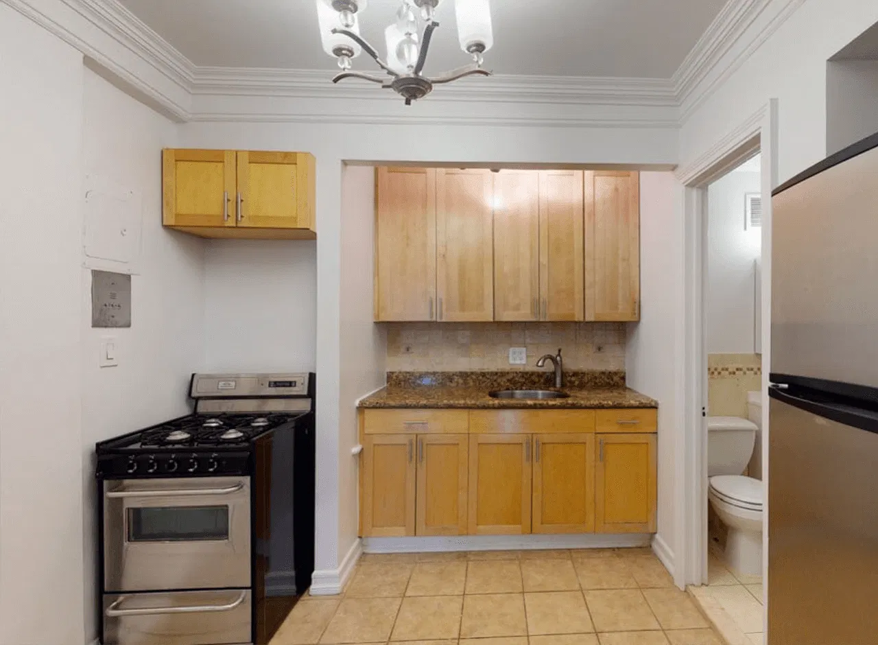 330 East 54th Street — Photo 1