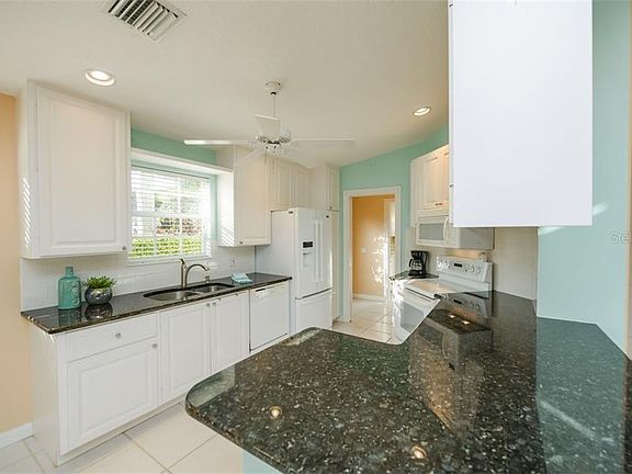 5th image of 5760 Ivrea Dr