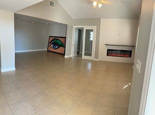 17249 Phlox Dr, Fort Myers, FL 33967