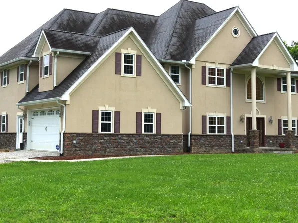 1881 W Wildwood Dr, Linton, IN 47441