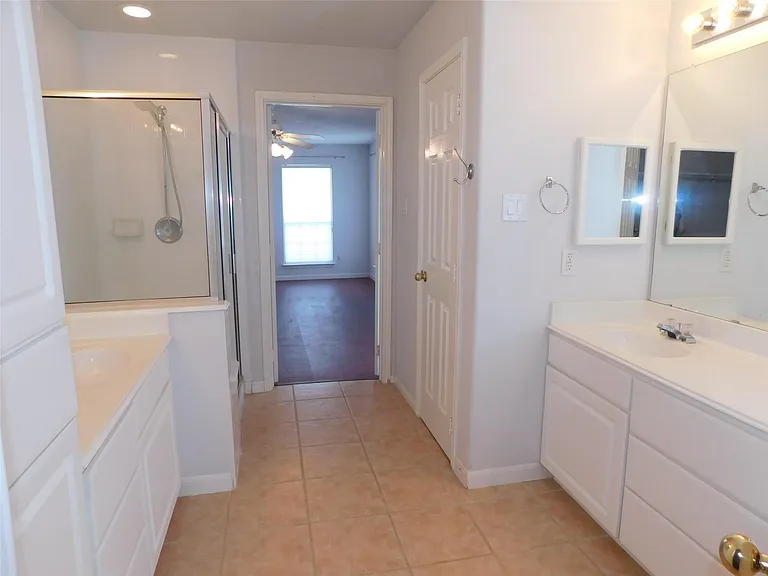 2710 Grants Lake Blvd #F4 — Photo 24