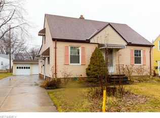 1320 Commonwealth Ave, Mayfield Heights, OH 44124