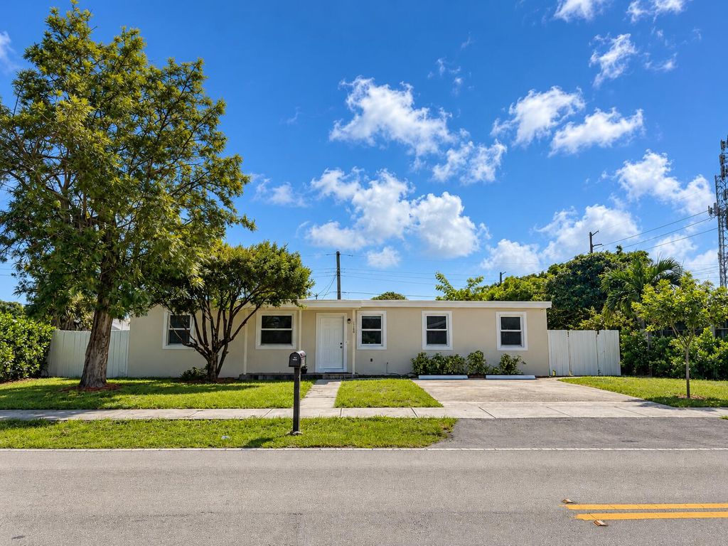 1388 NE 54TH Street, Pompano Beach