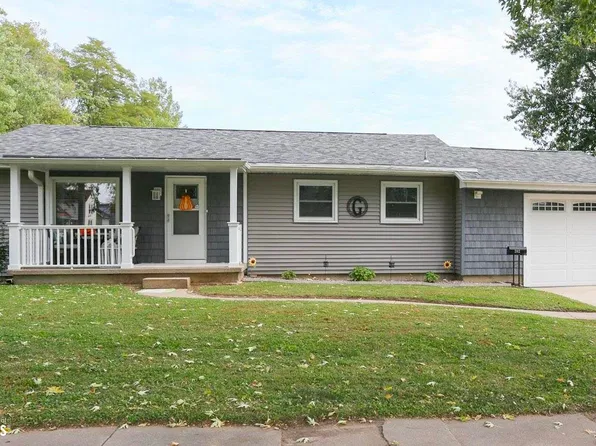 202 15th St, Fort Madison, IA 52627