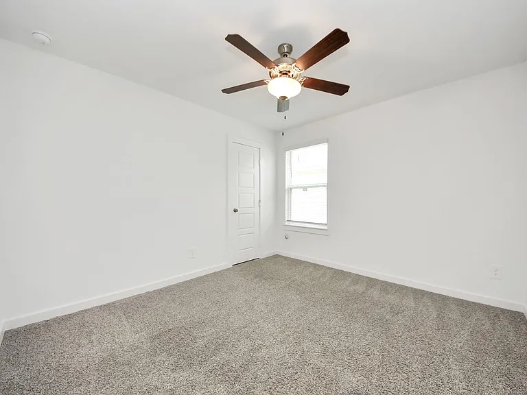8614 Shumard Oak Dr — Photo 24
