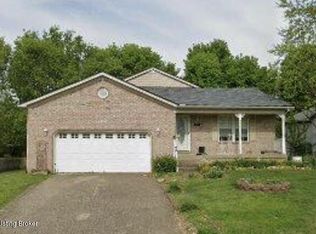 8526 Gregory Way, Louisville, KY 40219