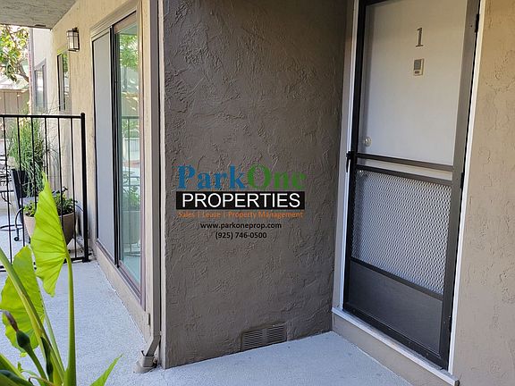 4th image of 1011 Brown Ave APT 1