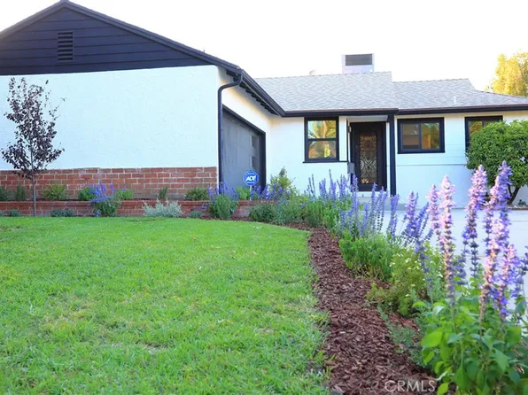 9365 Odessa Ave, North Hills, CA 91343