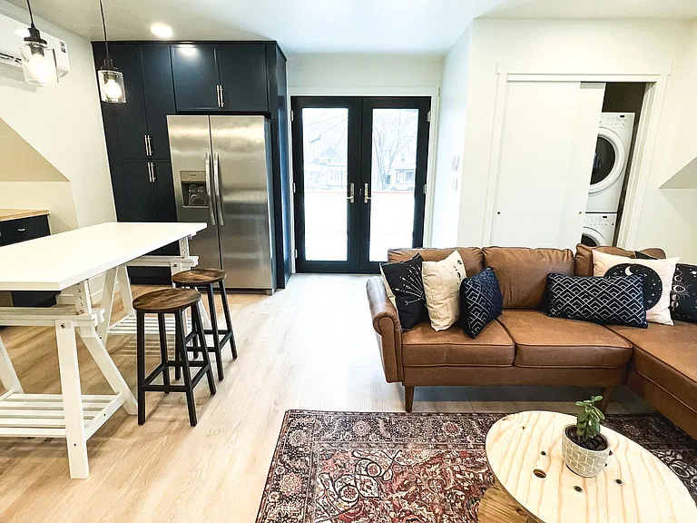 2520 Jefferson Ave #3 — Photo 7