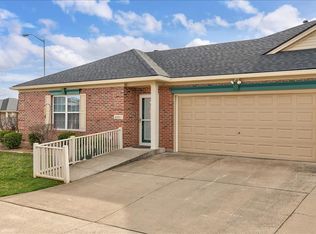2001 Trillium Gdns, Owensboro, KY 42303