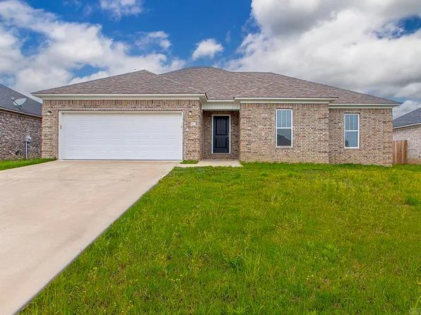 41 Green Timber Way, Vilonia, AR 72173