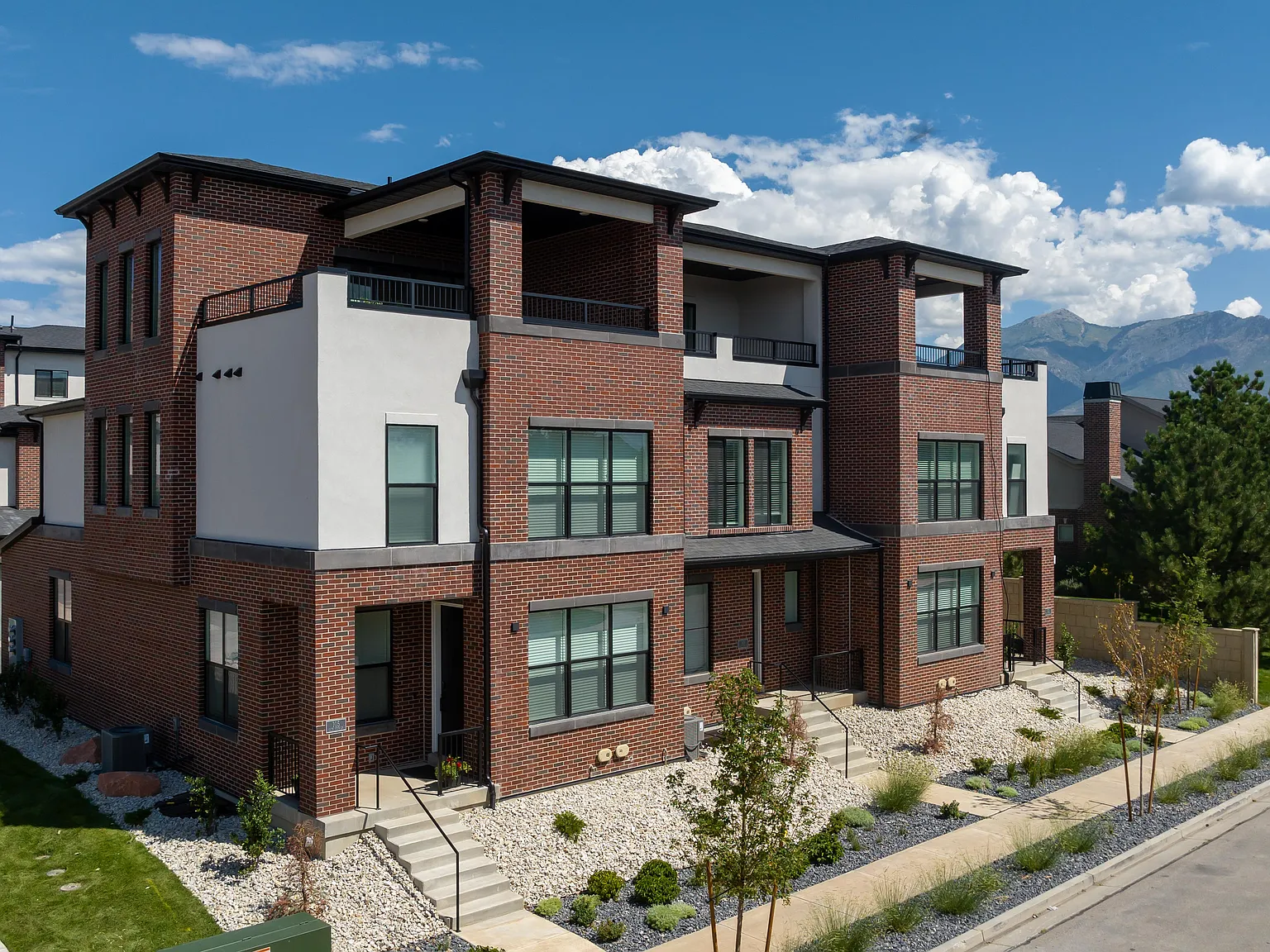 ICO Ridge Apartments & Townhomes — Photo 2