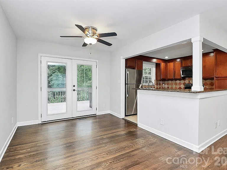 6133 Colchester Pl — Photo 20