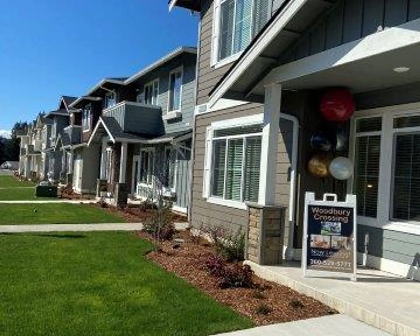 2 Bedroom, 2 Bath Apartment in West Olympia Apply Today! — Photo 2