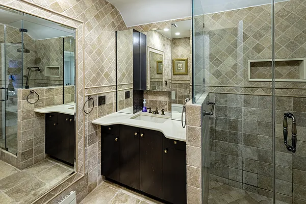 Sold by Corcoran | media 14