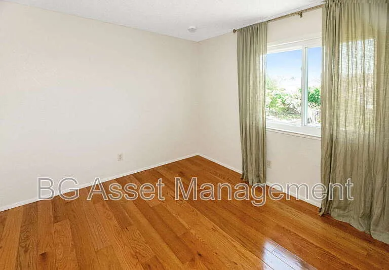 2726 Garrity Ct — Photo 27