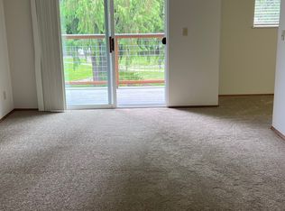 155 NE Fairgrounds Rd APT 16, Bremerton, WA 98311