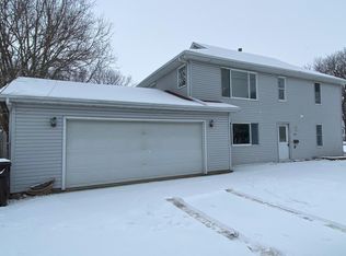 302 W Grove Ave, Rantoul, IL