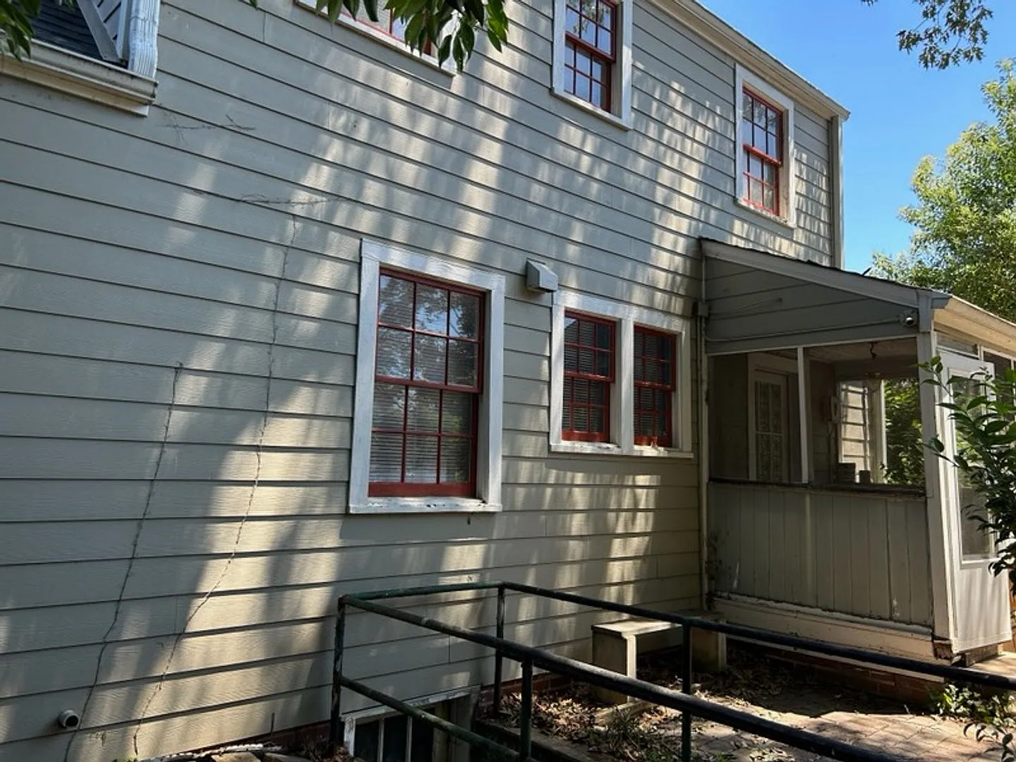 Charming 3BR/2BA Ardmore home! Walking distance to WFUBMC — Photo 4