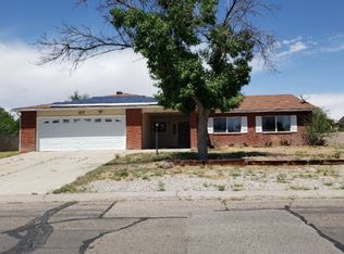 87 Spring Rd NE, Rio Rancho, NM 87124