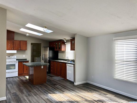 3rd image of 4103 Boulder Lake Ct