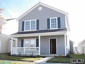 528 Rockets St photo 1