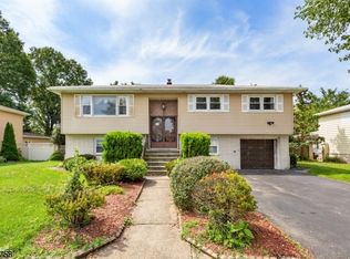 5 Elizabeth Ct, Little Ferry, NJ 07643