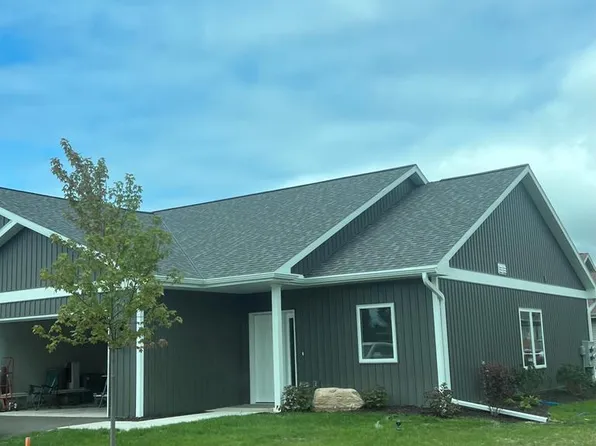 121 N 15th Dr #5, Sturgeon Bay, WI 54235