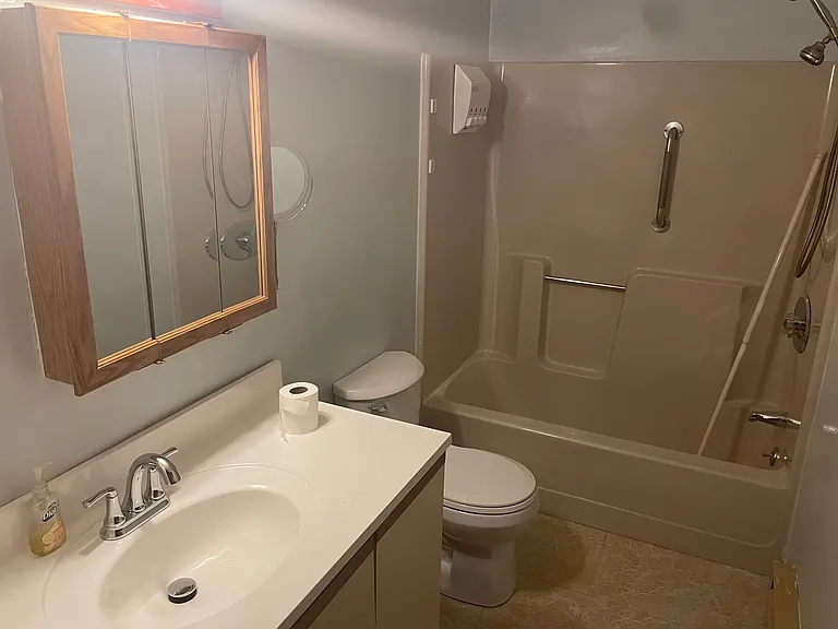 39 Jefferson Ave #1 — Photo 5