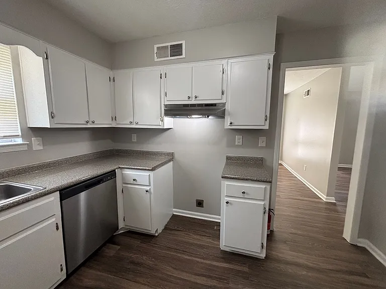 5095 Corkwood Dr — Photo 15